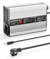 NOEIFEVO 50,4V2A 2.5A 3A Lithium-Oplader til 12S 44,4V Li-Ion Lipo-batterier, med køleventilator og automatisk afbrydelse.